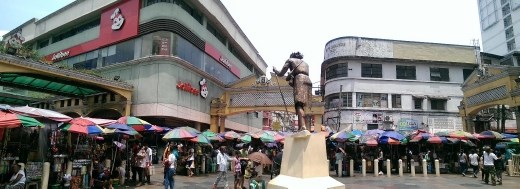 Panoramic view of Plaza Miranda