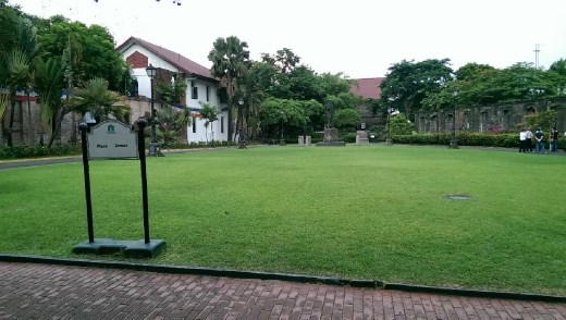Fort Santiago - Plaza Armas