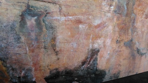 Rock art at Anbangbang showing a european weapons