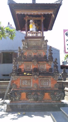Banjar Pande Mas on Jl. Pantai