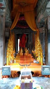 A shrine at the lower level: by macedonboy, Views[278]