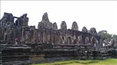Bayon - Faces of Buddha with it's enigmatic smile: by macedonboy, Views[109]