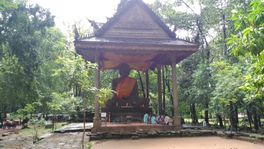 Shrine between Bayon and Phimeanakas