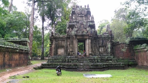 Eastern entrance to Royal Palace area