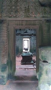Room containing broken Buddha Statue: by macedonboy, Views[132]