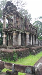 Preah Khan - Two story pavilion: by macedonboy, Views[127]