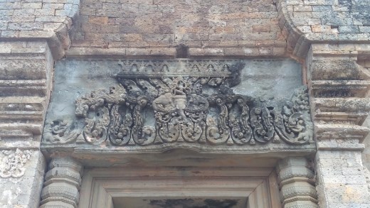 Lintel on main temple in East Mebon