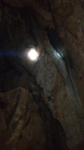 Bet Meas Cave - Looks like something