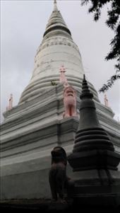 A stupa at Wat Phnom: by macedonboy, Views[253]