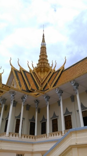 Roof of Preah Tineang Chanchhaya