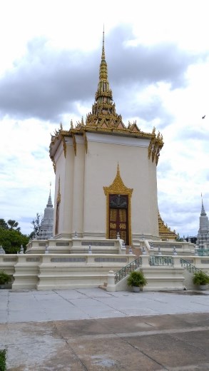 Mandapa of Satra and Tripitaka