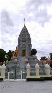 Stupa of Queen Kantha Bopha: by macedonboy, Views[310]