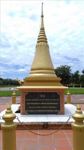 Stupa at Wat Botum Park: by macedonboy, Views[430]