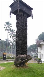 A totem outside Sarawak State Museum: by macedonboy, Views[141]