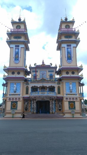 Front of Cao Dai Temple