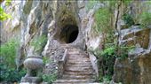 Entrance to Van Thong Cave: by macedonboy, Views[231]
