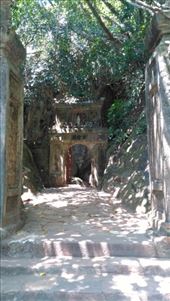 Entrance to Huyen Khong Cave : by macedonboy, Views[165]