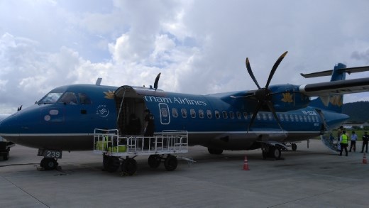 Turboprop plane - Hanoi to Luang Prabang