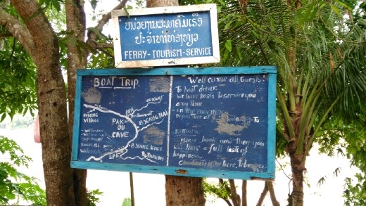 Jetty to get boat to Pak Ou Caves