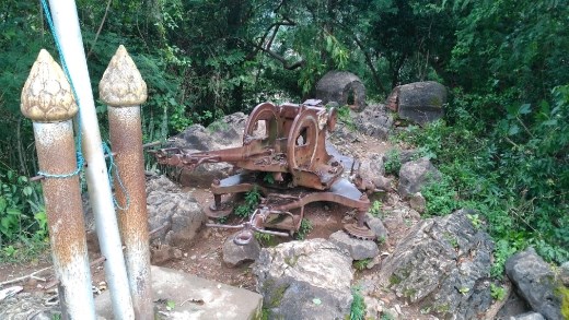 AA gun at Mount Phou Si