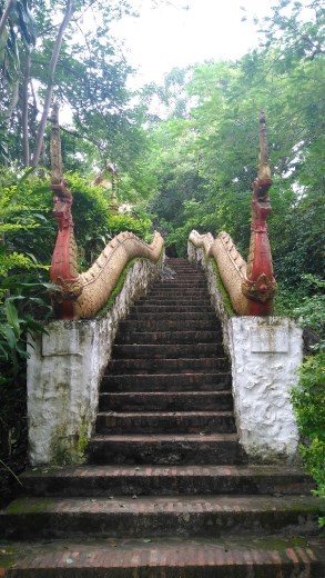 Steps to imprint of Buddha's foot