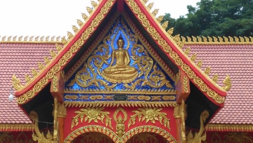 New temple at  Wat Si Muang