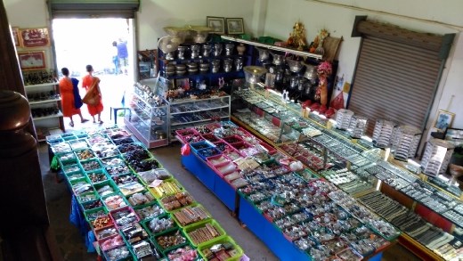 Hawker stall inside Putaxai