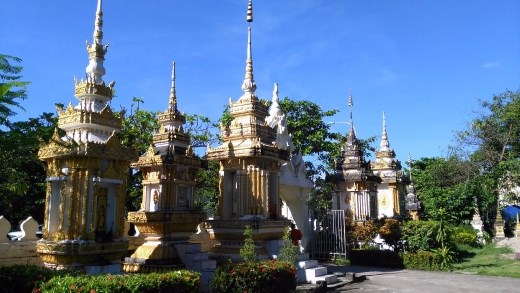 Inside western in entrance of Wat Sisaket