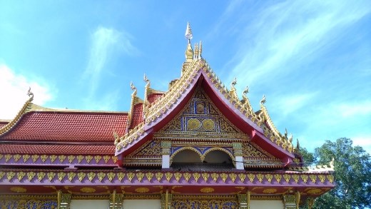 New temple in the grounds of Wat Pho Chai