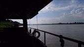 Floating restaurant near Wat Mi Chai Thung: by macedonboy, Views[400]