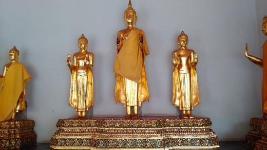 Pavilion area of Phra Maha Chedi Si Rajakarn