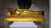 Phra Pathom Chedi School - Reclinging Buddha in cloister: by macedonboy, Views[166]