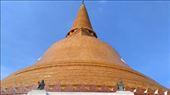 Phra Pathom Chedi School - The 120m tall stupa: by macedonboy, Views[170]