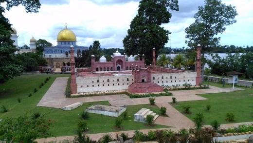 Badshahi Mosque, Pakistan