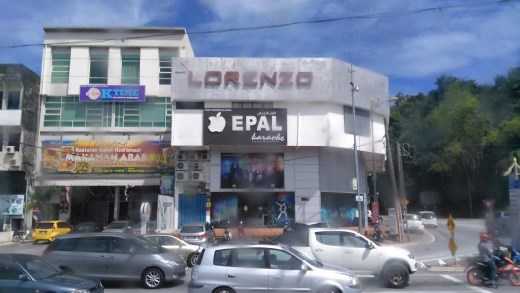 Steve Jobs would be choking on his iPad if he saw this