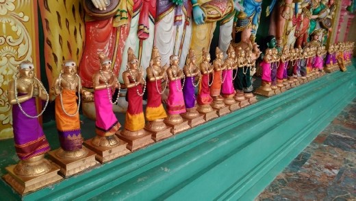 Random scene in Sri Mahamariamman Temple