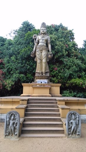 Random scene at Kelaniya