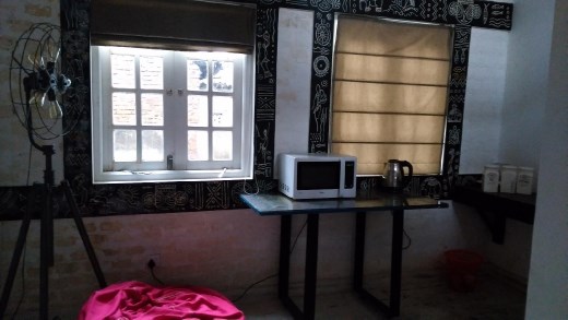 Clock Inn Hostel - Kitchen area