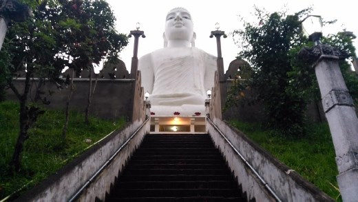 Way up to Bahirawakanada Temple
