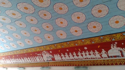 Random scene from Temple of the Tooth