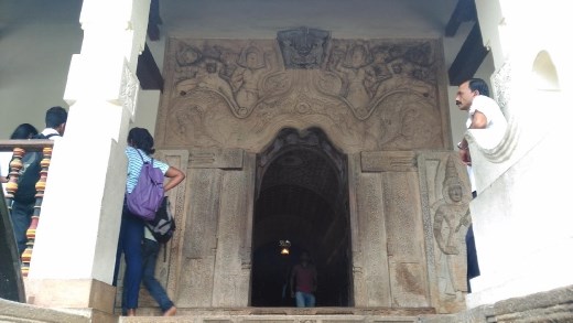 Entrance to Temple of the Tooth