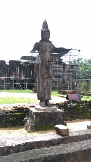 Random scene in Sacred Quadrangle