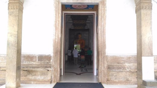 Wel Bhodhiya - temple next to Bodhi tree