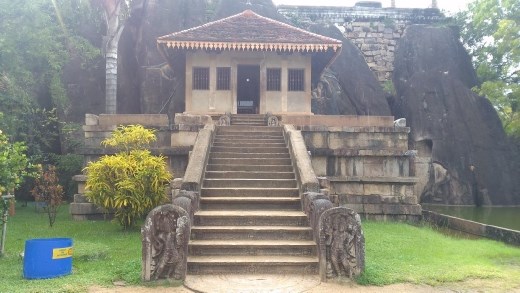 Isurumuniya temple front view