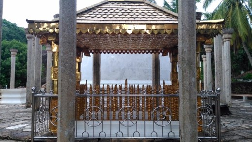 Around Ambasthala Dagaba