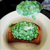 creamed peas on toast: by maddygoes, Views[267]