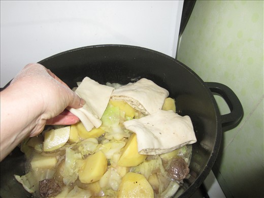 Finally put noodle onto the top of the meal and leave on the slow fire for 50 mi