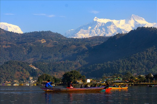 Boating in lake Phewa 