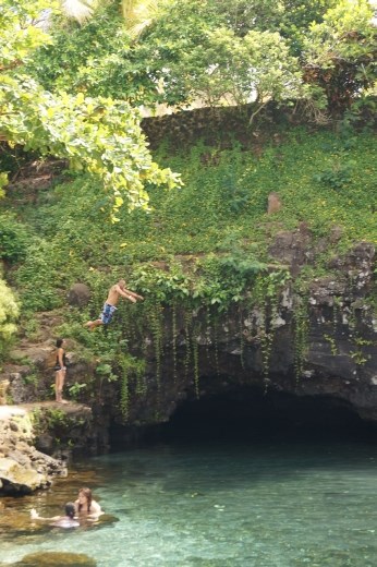 Piula Rock Cave, Upolo