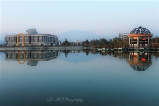 View in Central Park (Dushanbe, Tajikistan) on lake